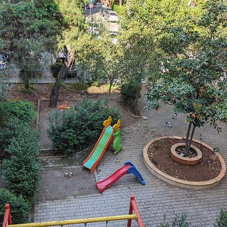 Modern Cozy Apartment 10 Min Walk To Skanderbeg Square Tirana Exterior photo